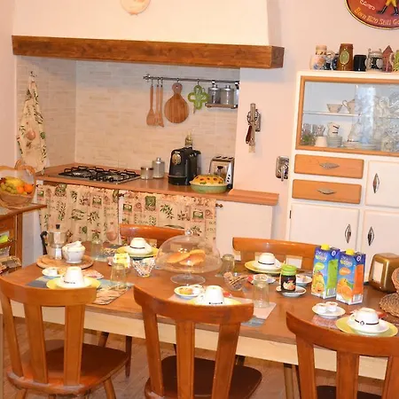 Bed & Breakfast Al Cucherle 4*